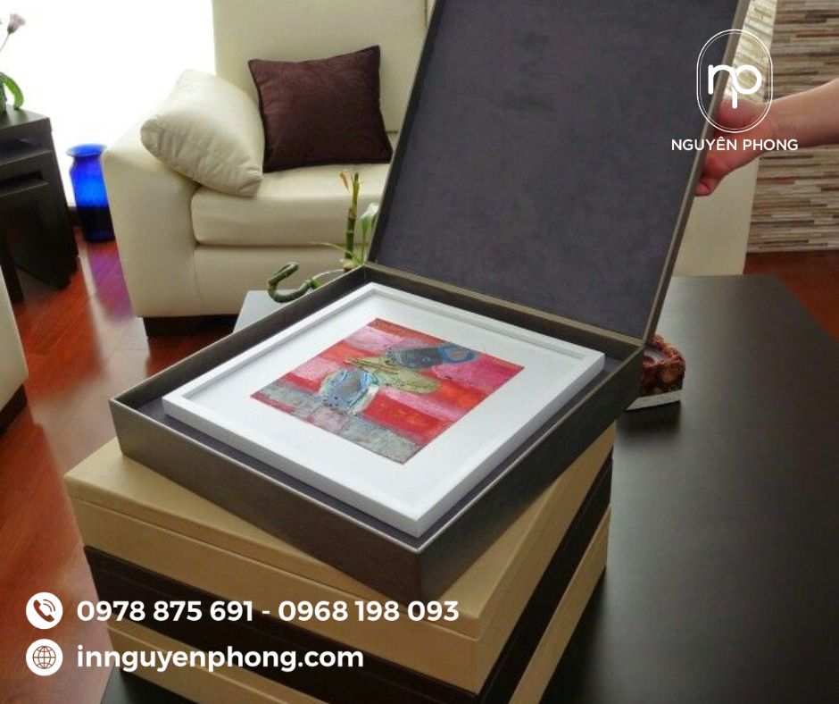 Thiết Kế Theo Yêu Cầu Hộp Carton Đựng Tranh Chất Lượng Cao